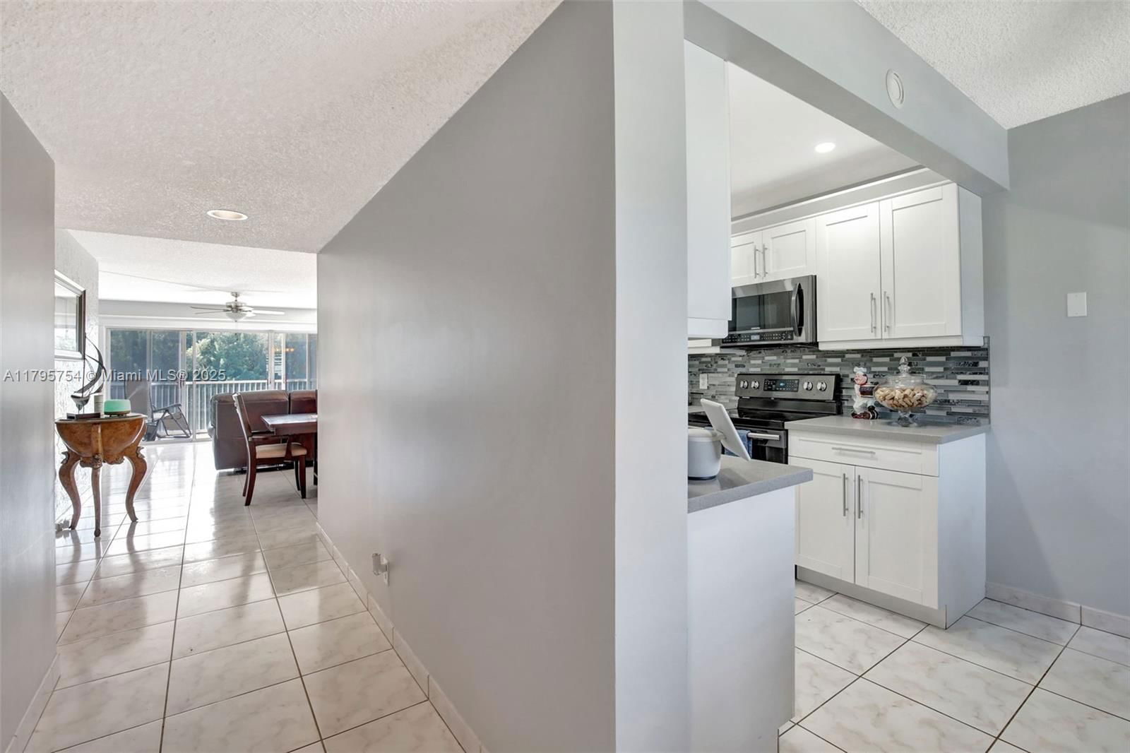 Real estate property located at 900 125th Way #312R, Broward, Buckingham East At Centur, Pembroke Pines, FL