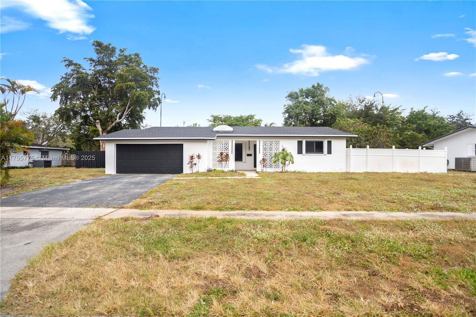 Real estate property located at 5461 1st St, Broward, Plantation Park 2nd Add, Plantation, FL
