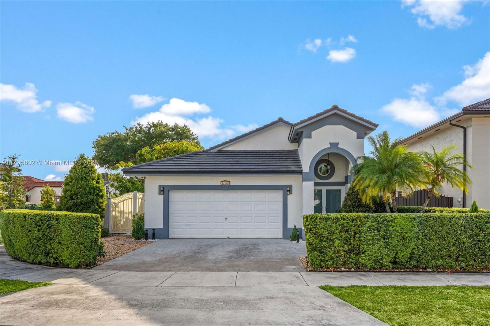 Real estate property located at 14162 87th Ct, Miami-dade, Avalon Estates, Miami Lakes, FL