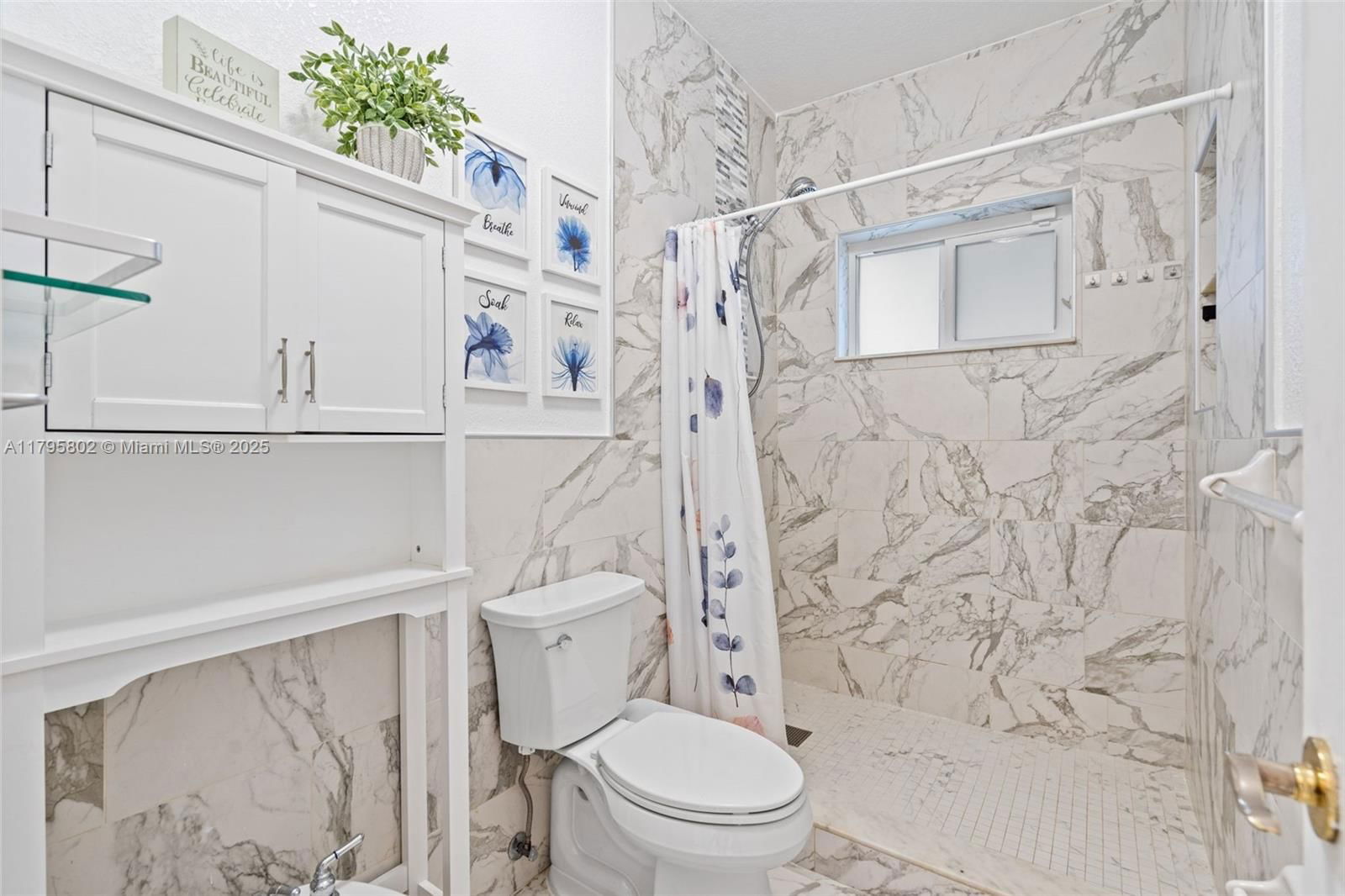 Real estate property located at 14162 87th Ct, Miami-dade, Avalon Estates, Miami Lakes, FL