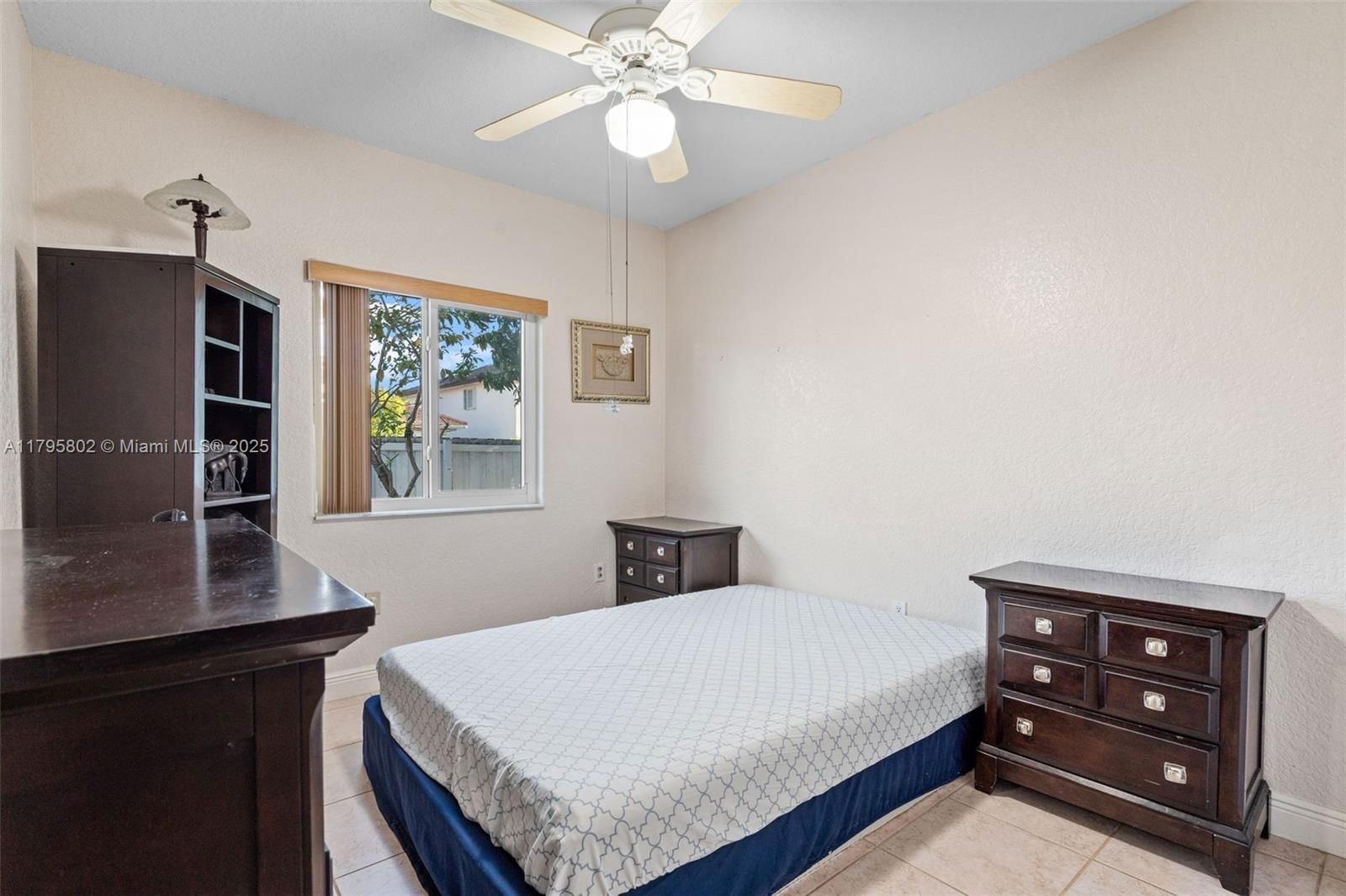 Real estate property located at 14162 87th Ct, Miami-dade, Avalon Estates, Miami Lakes, FL