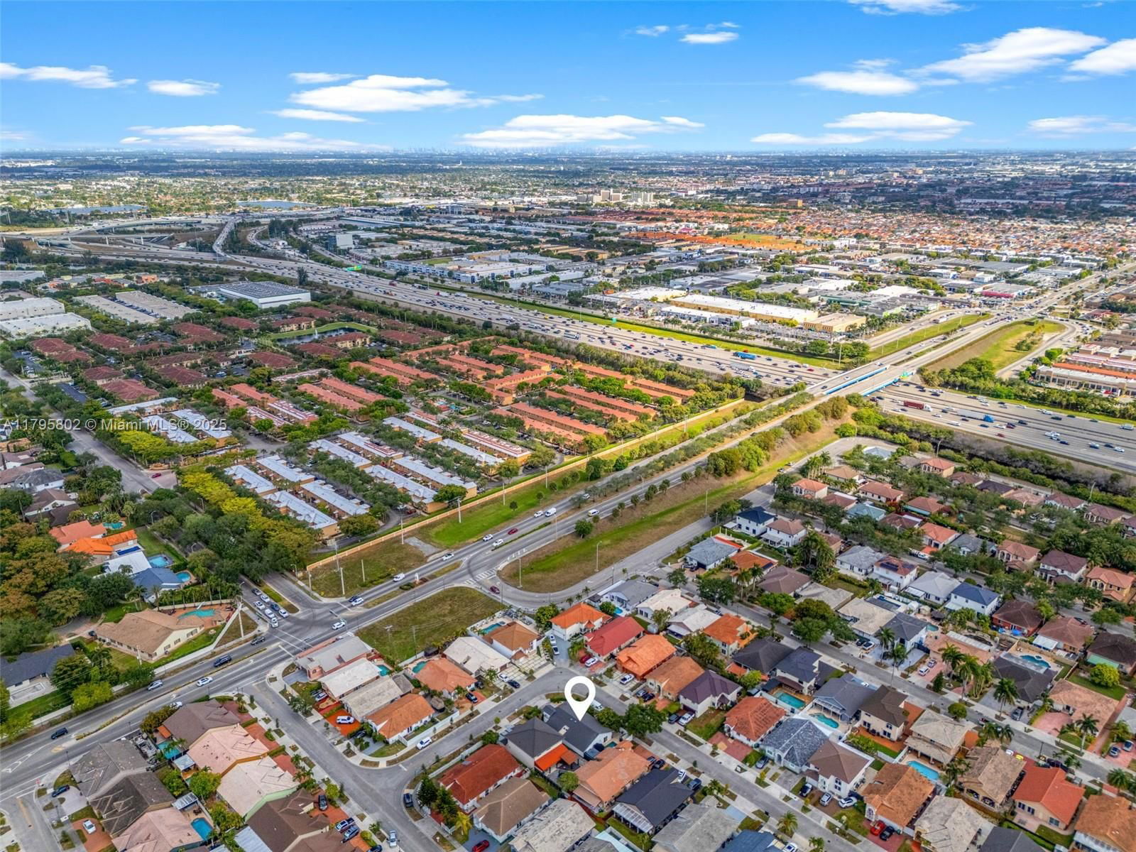 Real estate property located at 14162 87th Ct, Miami-dade, Avalon Estates, Miami Lakes, FL