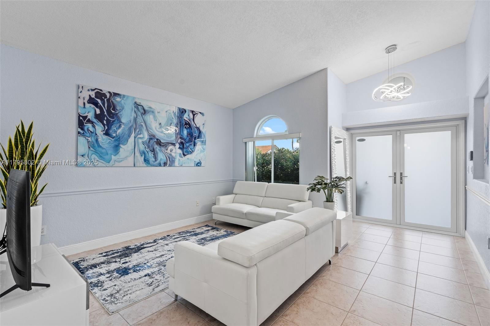 Real estate property located at 14162 87th Ct, Miami-dade, Avalon Estates, Miami Lakes, FL