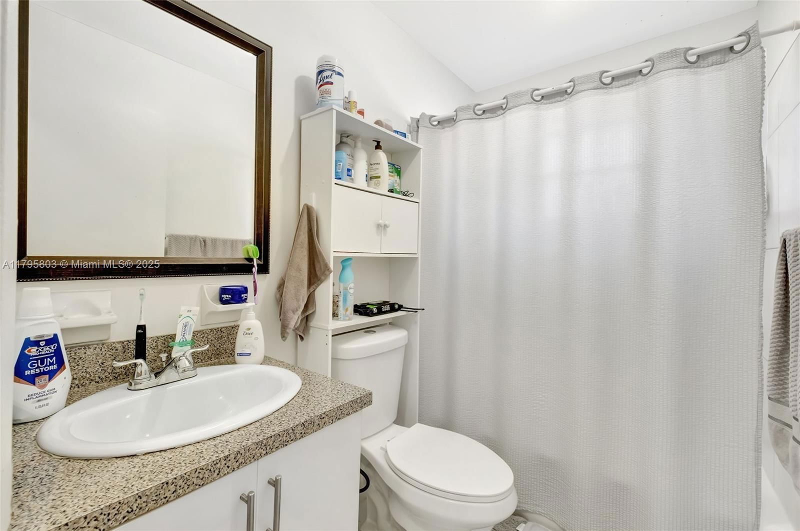 Real estate property located at 11477 215th St, Miami-dade, La-gree Sub, Miami, FL