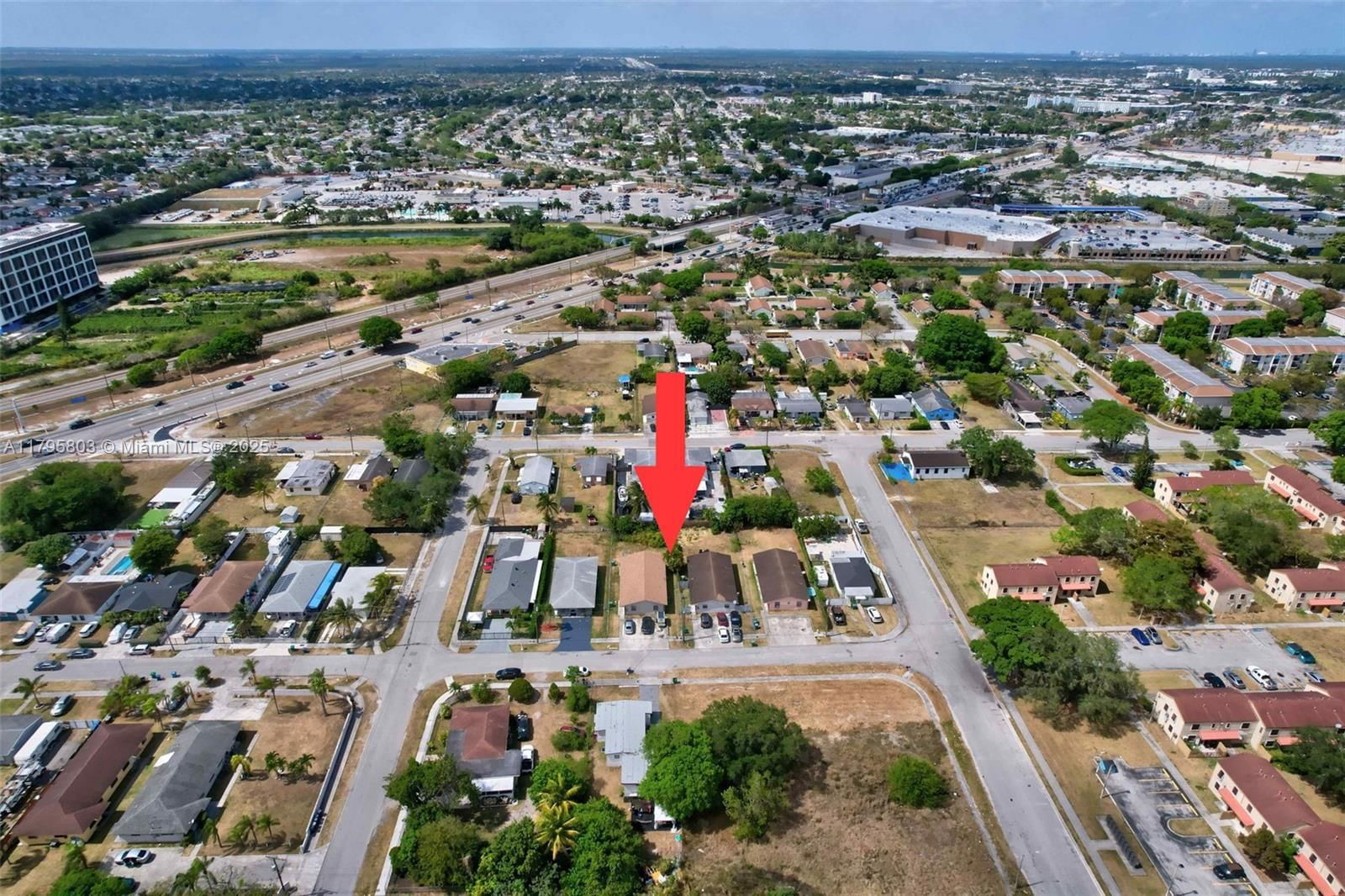Real estate property located at 11477 215th St, Miami-dade, La-gree Sub, Miami, FL