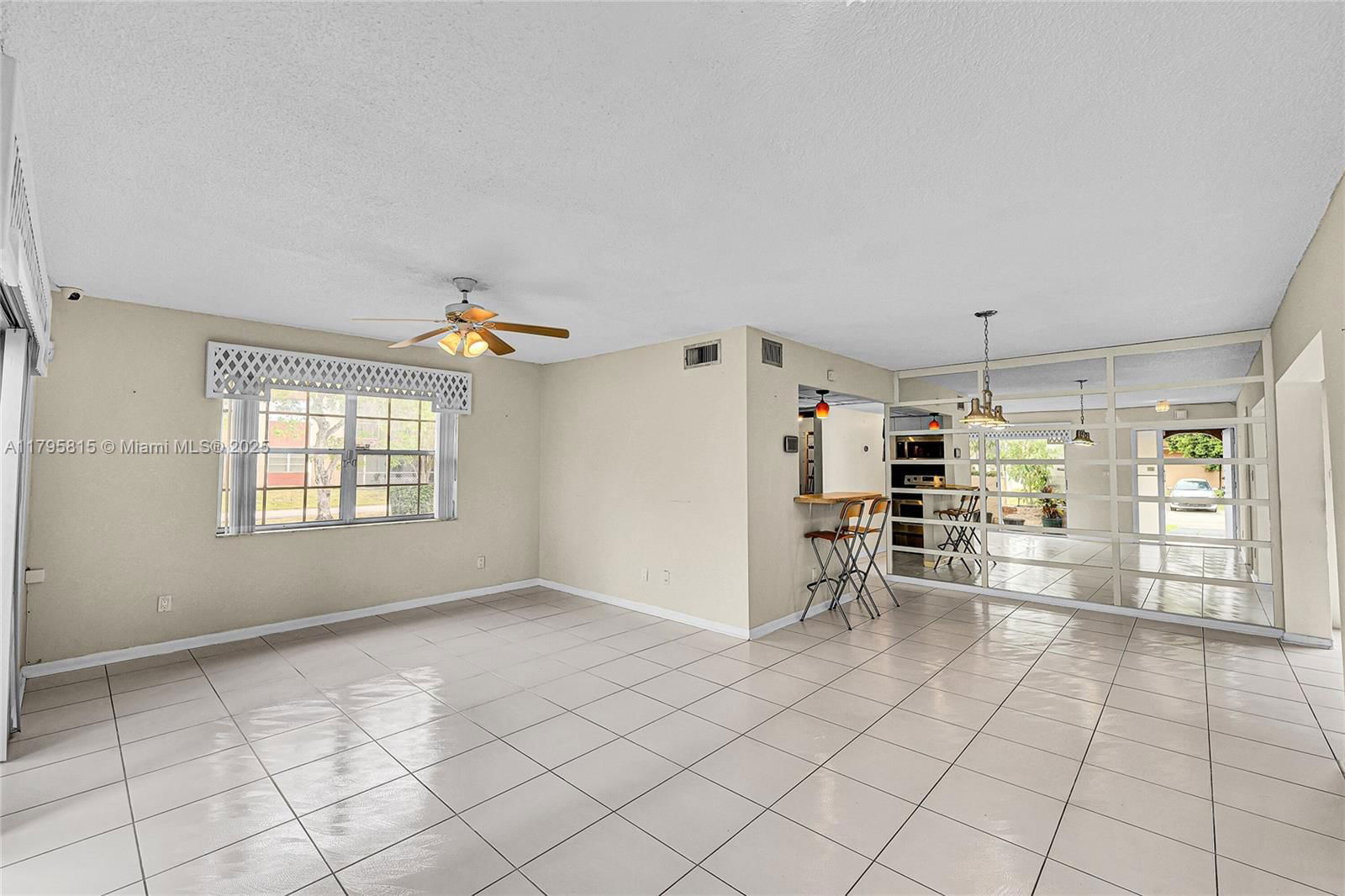 Real estate property located at 2333 81st Ter #6, Broward, Oakbrook Viii Condo, North Lauderdale, FL