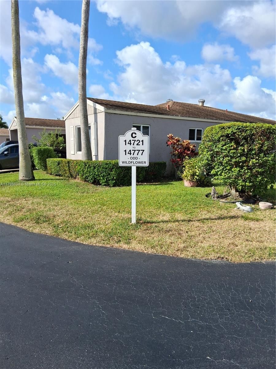 Real estate property located at 14741 Wildflower Ln, Palm Beach, Camelot Village Sec 1, Delray Beach, FL