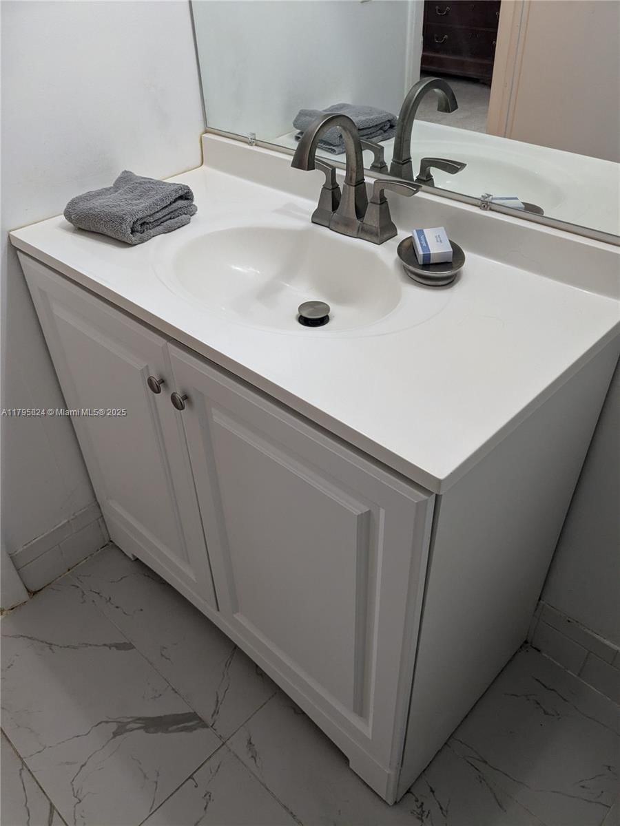 Real estate property located at 14741 Wildflower Ln, Palm Beach, Camelot Village Sec 1, Delray Beach, FL