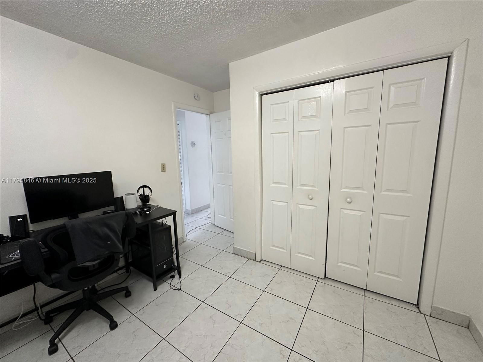 Real estate property located at 4776 10th Ave, Miami-dade, Ingleside Park, Hialeah, FL