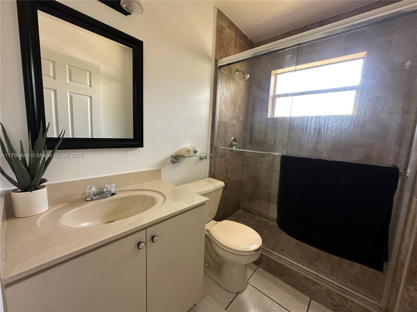 Real estate property located at 4776 10th Ave, Miami-dade, Ingleside Park, Hialeah, FL