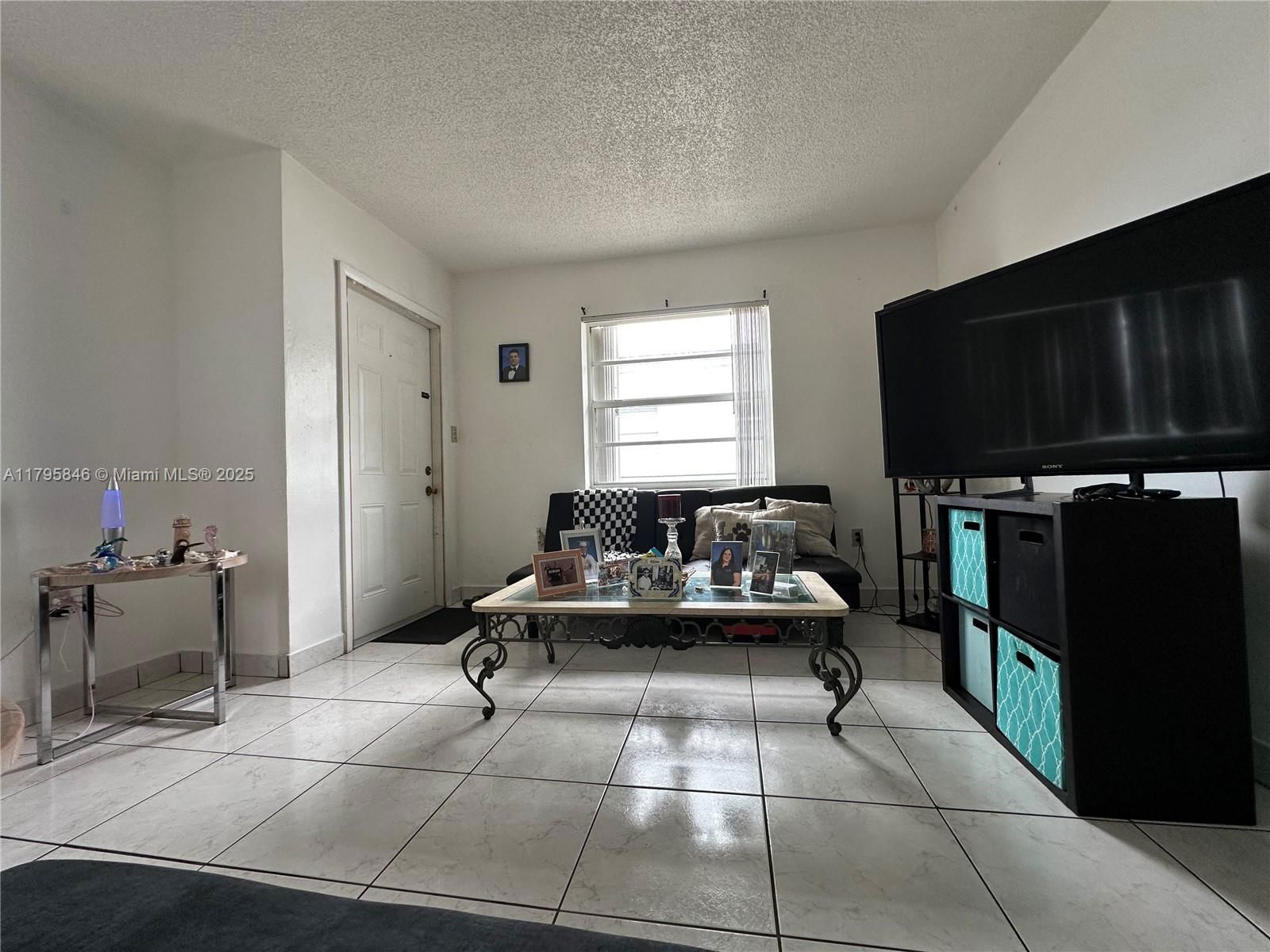 Real estate property located at 4776 10th Ave, Miami-dade, Ingleside Park, Hialeah, FL