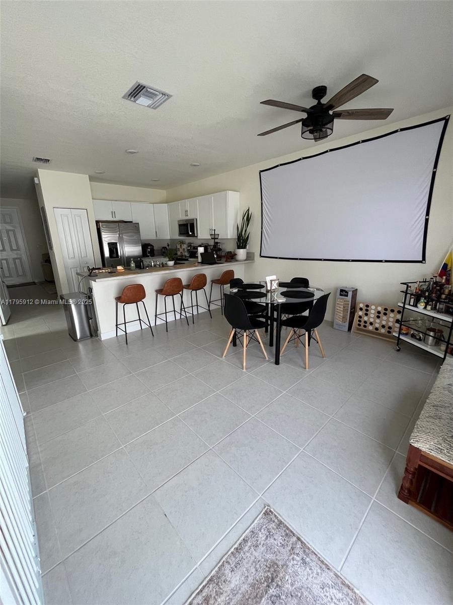Real estate property located at 3413 113th St, Miami-dade, Aquabella North, Hialeah, FL
