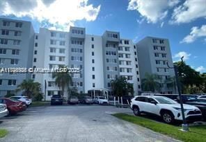 Real estate property located at 9143 77th Ave B710, Miami-dade, Dadeland Place Condo, Miami, FL