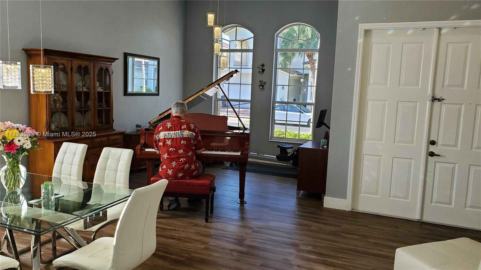 Real estate property located at 7310 17th Ct, Broward, Walnut Creek Replat No 1, Pembroke Pines, FL