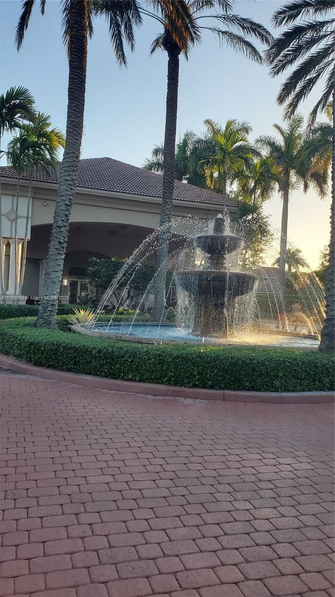 Real estate property located at 7310 17th Ct, Broward, Walnut Creek Replat No 1, Pembroke Pines, FL