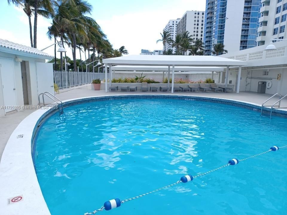 Real estate property located at 2899 Collins Ave #1218, Miami-dade, Triton Tower Condo, Miami Beach, FL