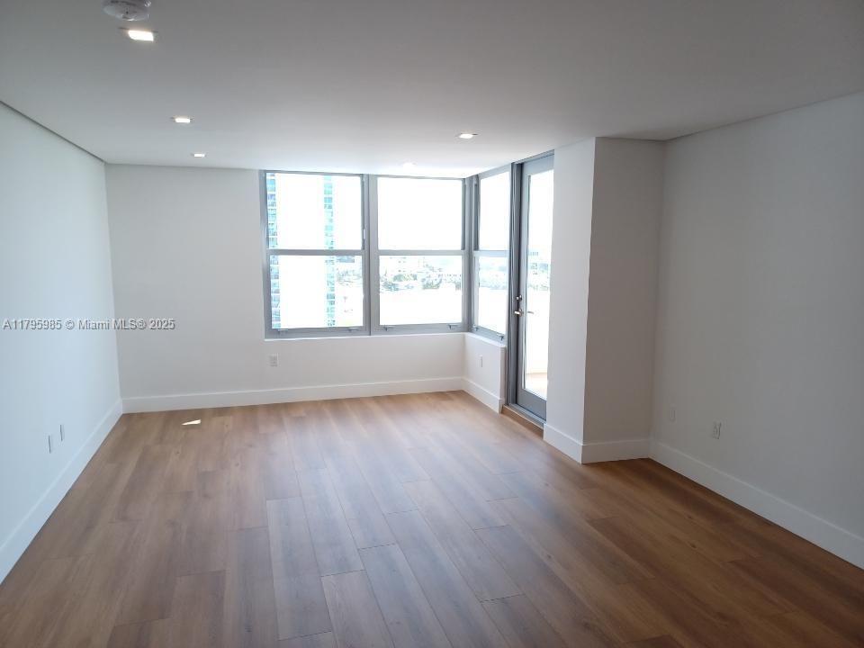 Real estate property located at 2899 Collins Ave #1218, Miami-dade, Triton Tower Condo, Miami Beach, FL
