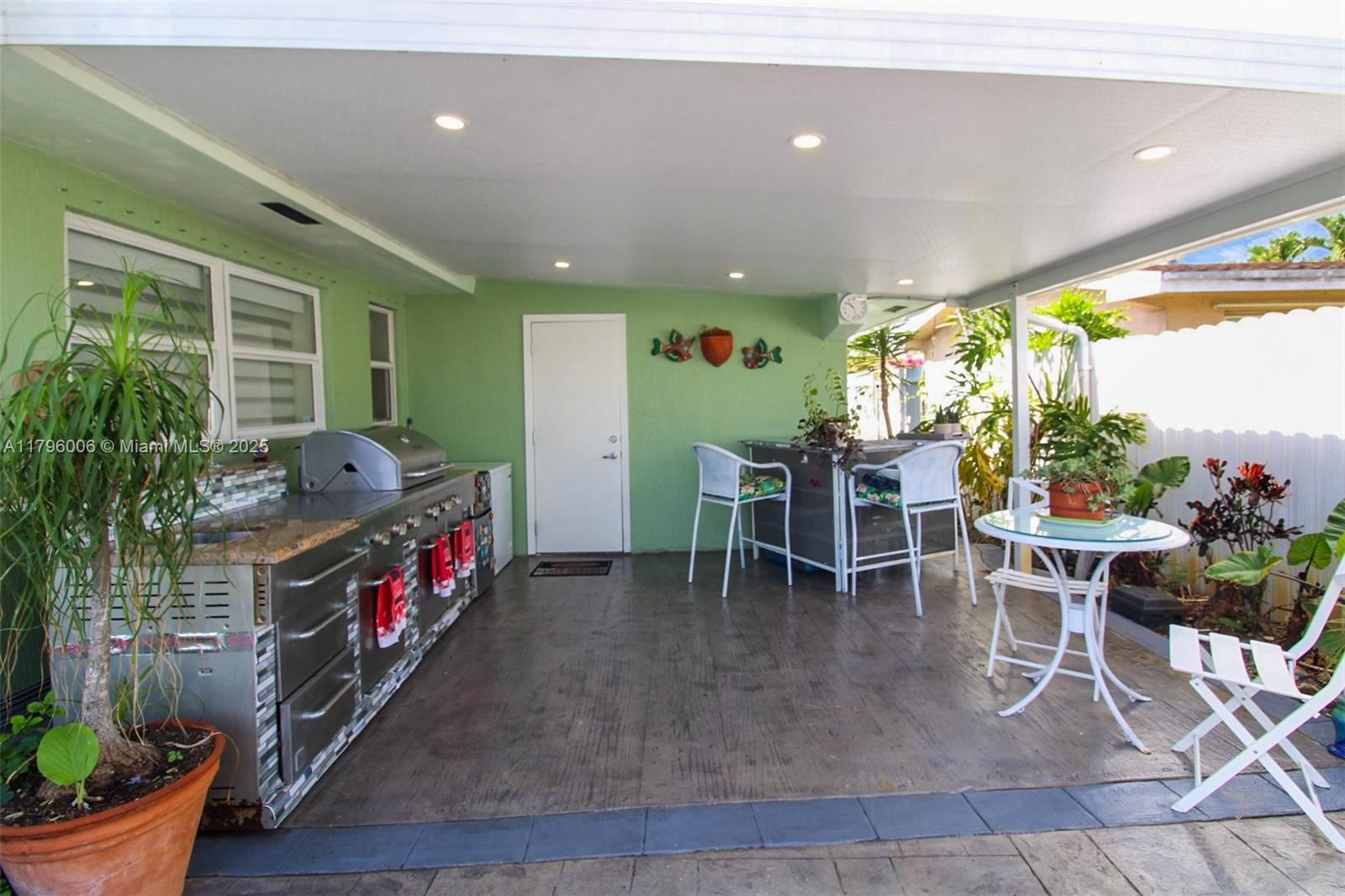 Real estate property located at 7691 15th Ct, Broward, Boulevard Heights Sec 8, Pembroke Pines, FL