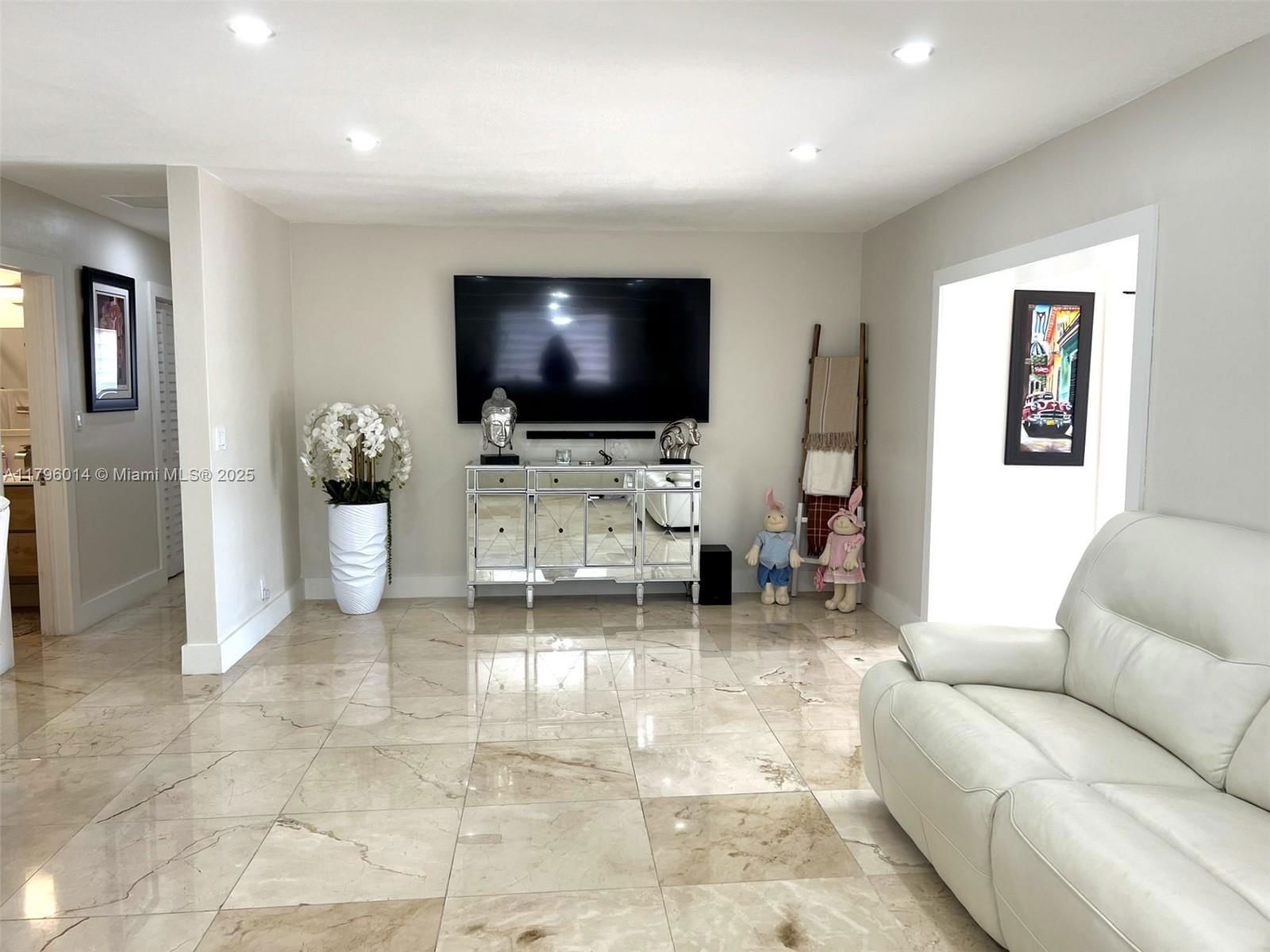Real estate property located at 8818 16th Street, Miami-dade, Coral Park Estates Sec 1, Miami, FL