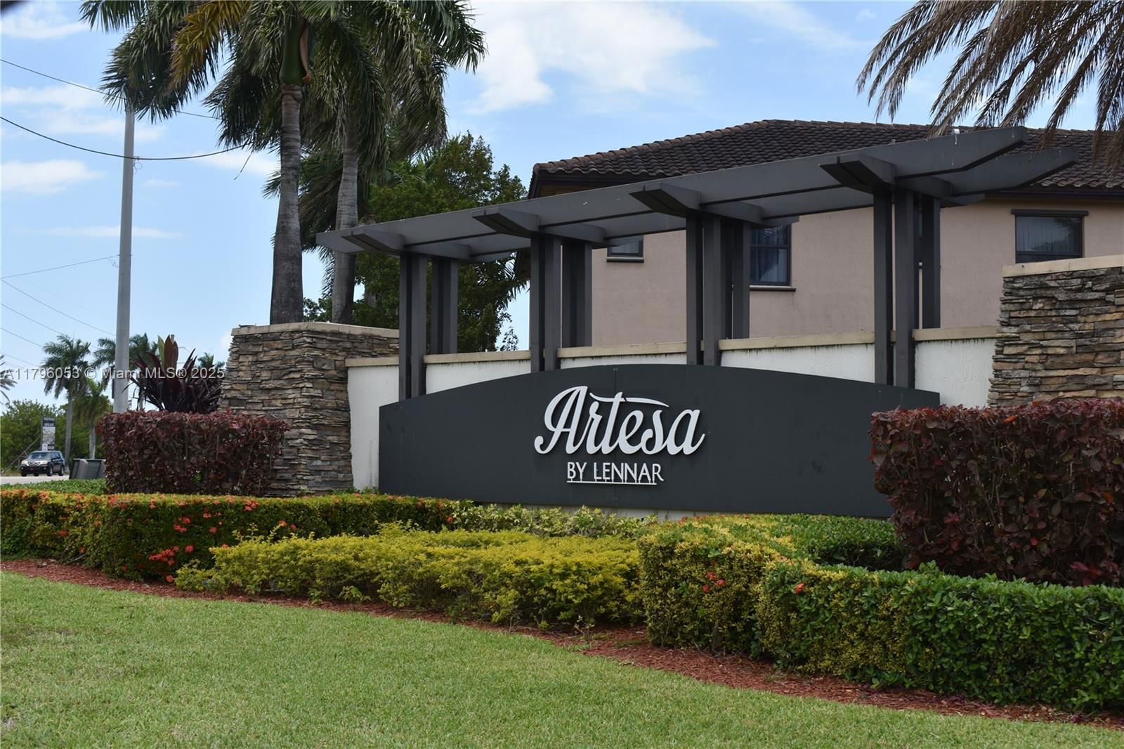 Real estate property located at , Miami-dade, Coco Palm Estates, Homestead, FL