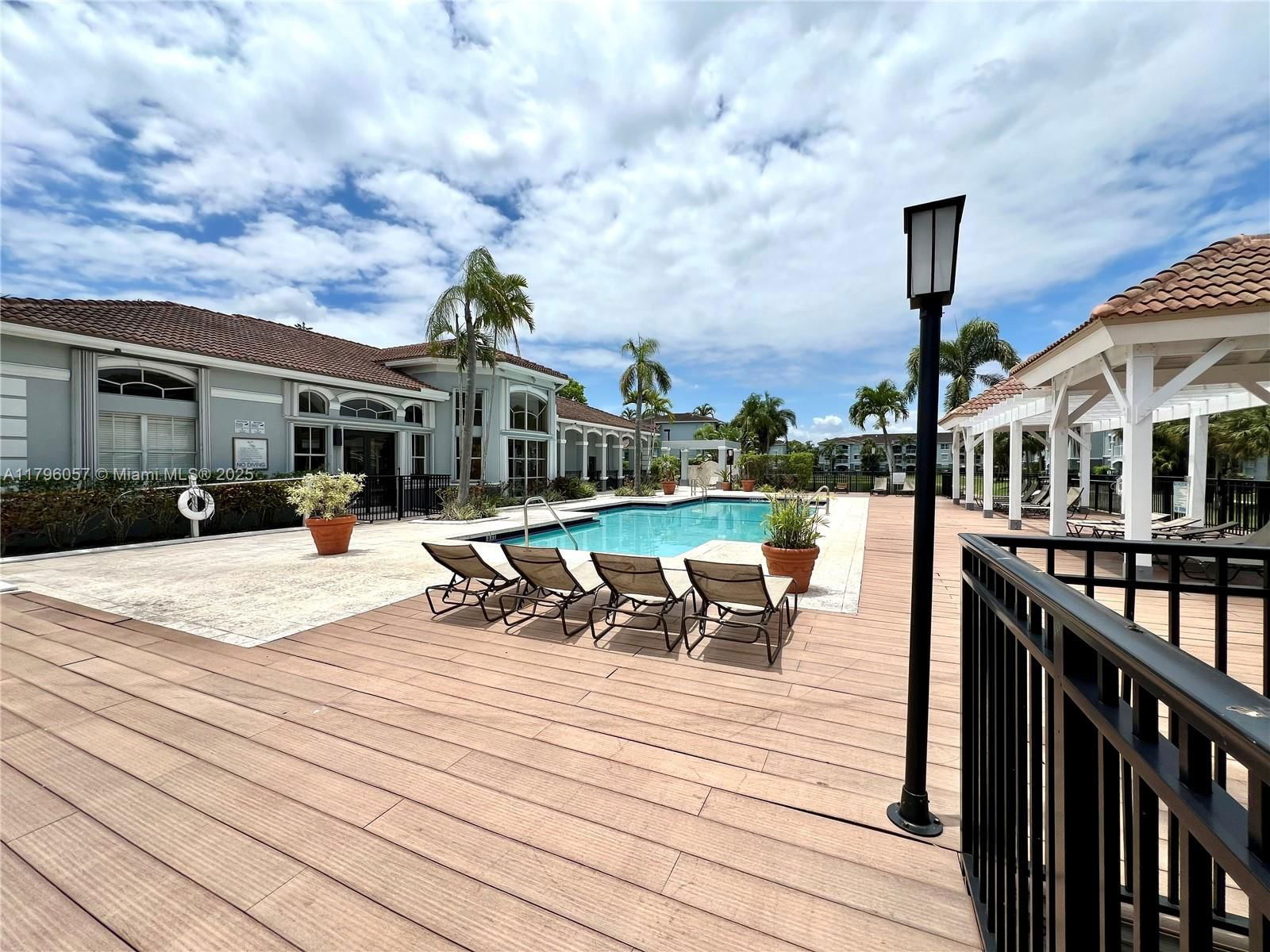 Real estate property located at 150 96th Ave #9-208, Broward, La Via Condo, Pembroke Pines, FL