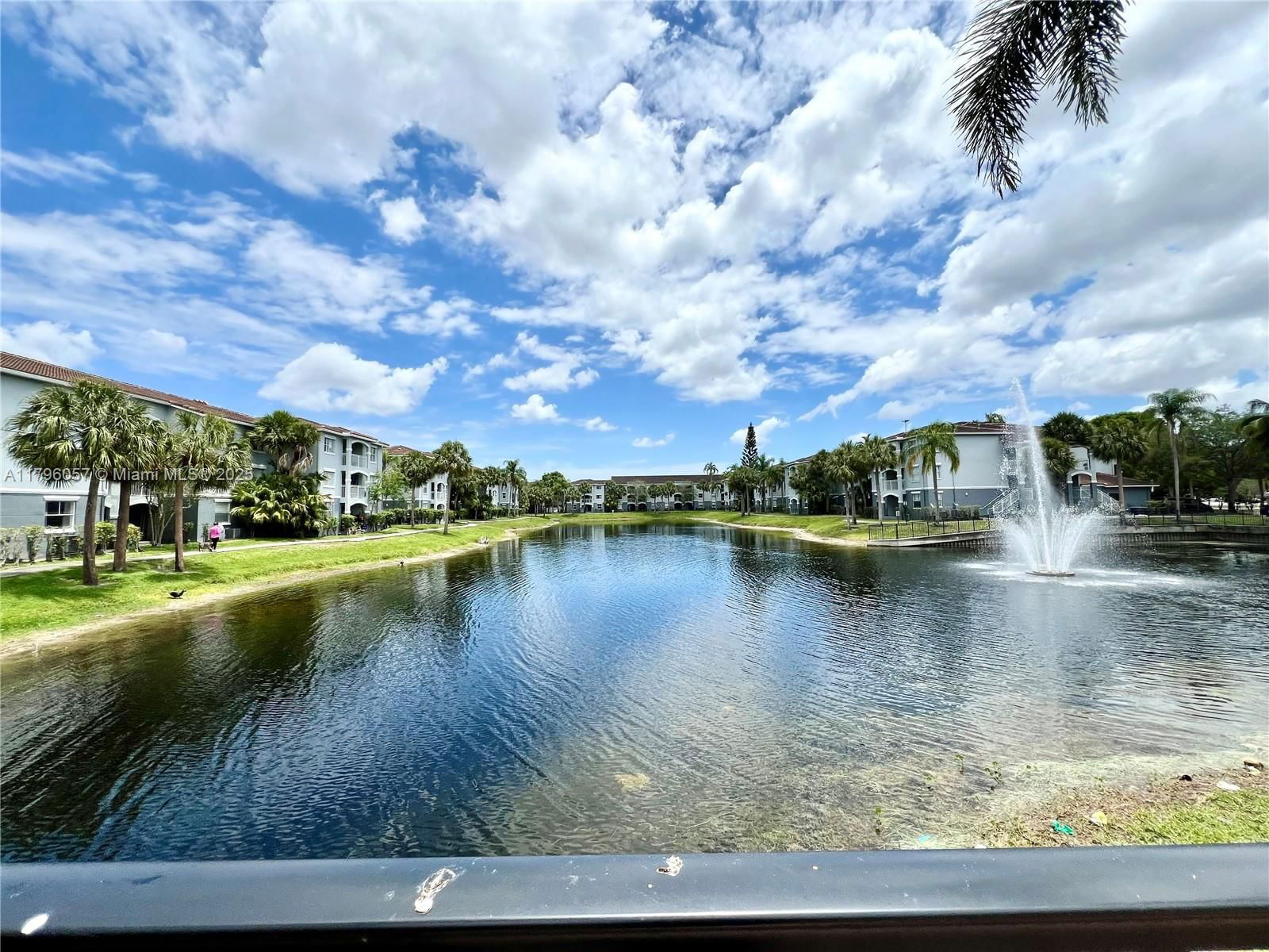 Real estate property located at 150 96th Ave #9-208, Broward, La Via Condo, Pembroke Pines, FL