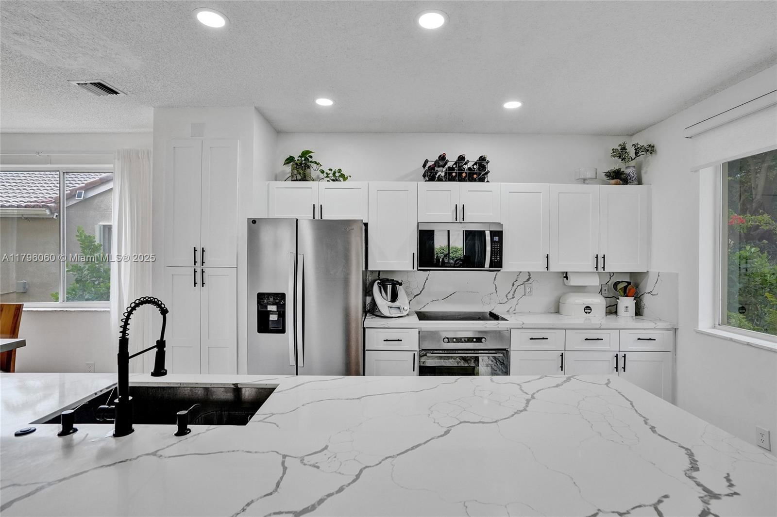 Real estate property located at 1381 Sago Ln, Broward, Sector 2-parcels 1 2 3 4, Weston, FL