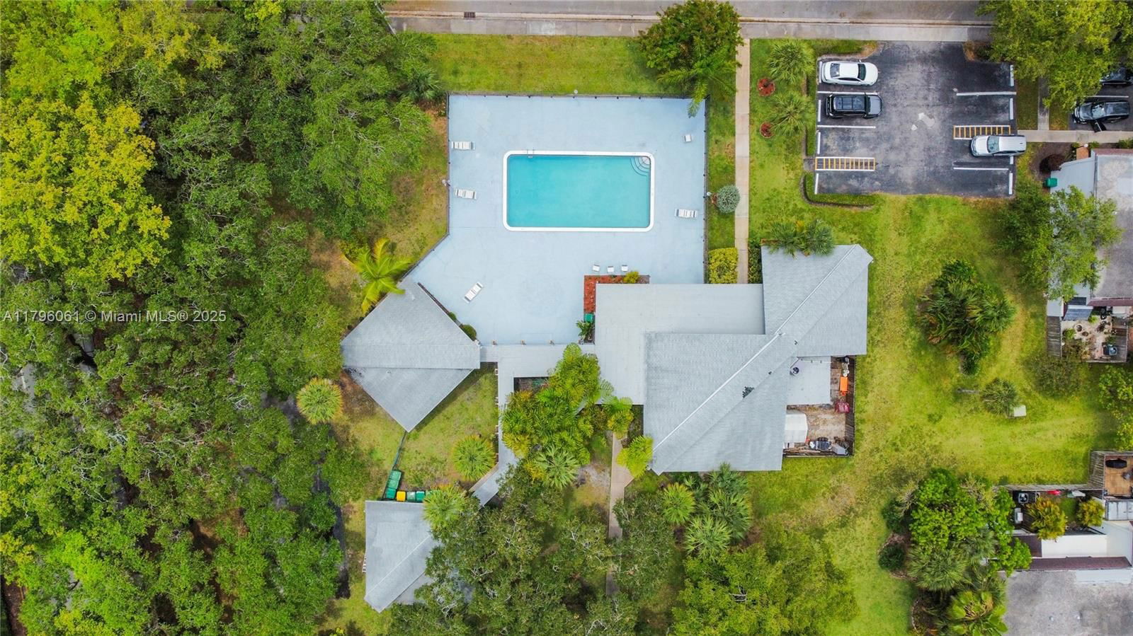 Real estate property located at 3321 Farragut St #7D, Broward, Hollywood Gardens Condomi, Hollywood, FL