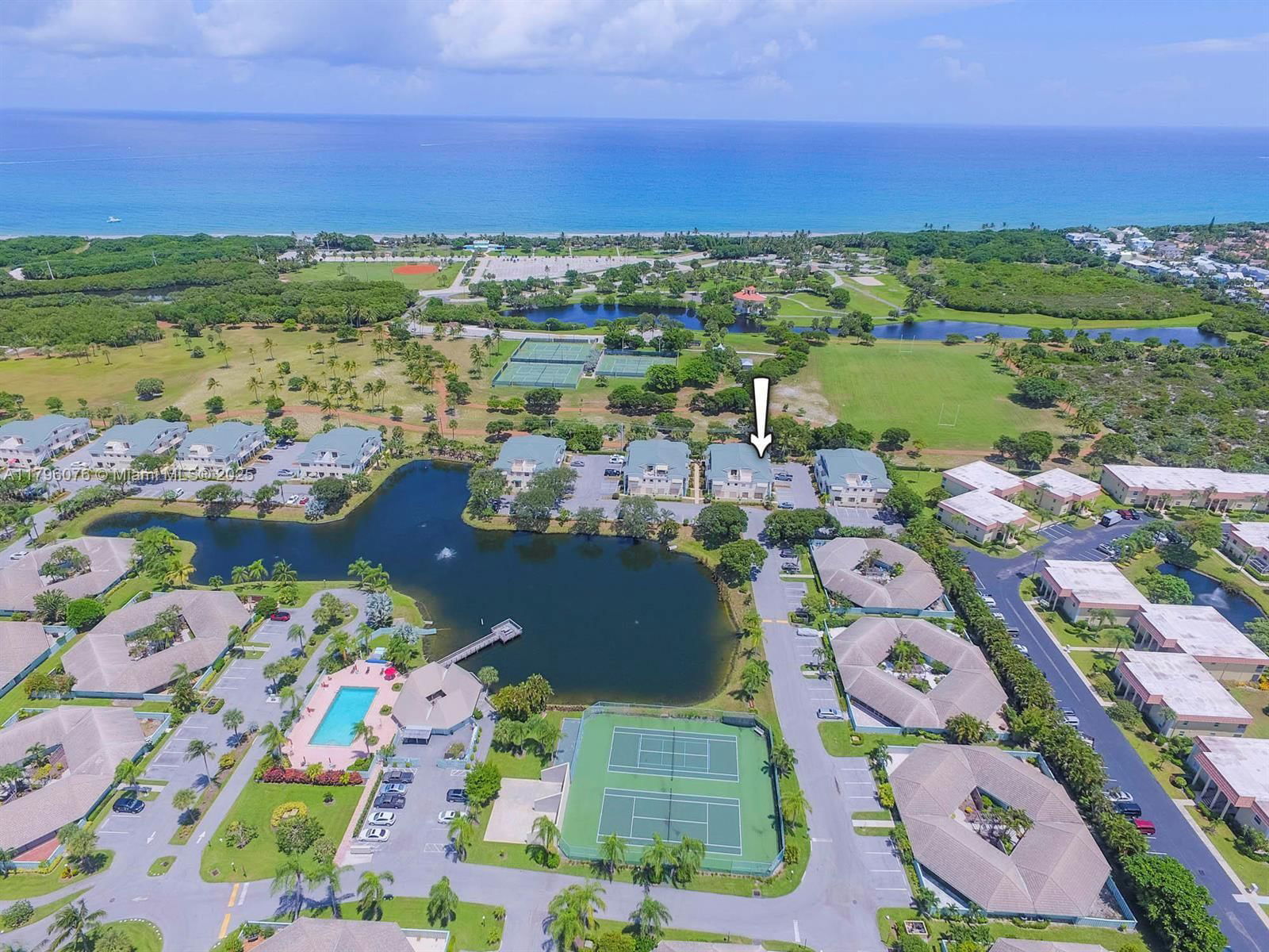 Real estate property located at 720 Bella Vista Ct S #20, Palm Beach, Bella Vista On The Park Co, Jupiter, FL