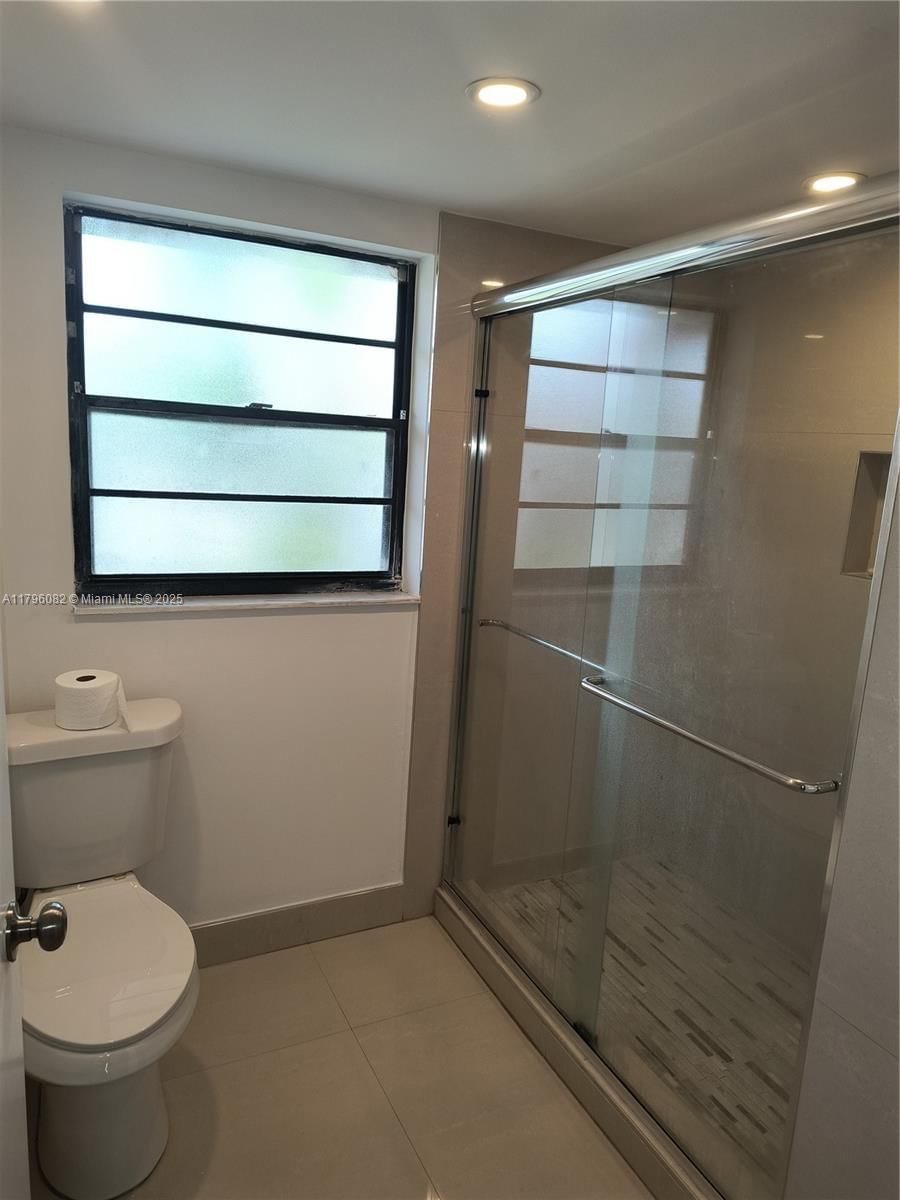Real estate property located at 20841 San Simeon Way #104, Miami-dade, Fairview Of Calf Cl Condo, Miami, FL