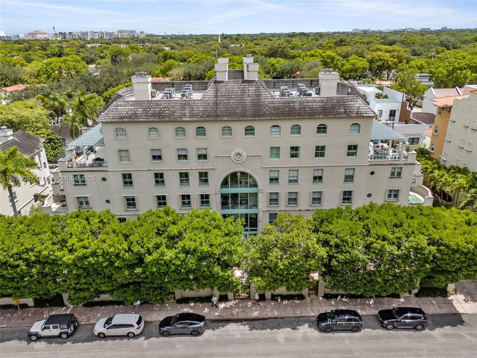 Real estate property located at 614 Valencia Ave #103, Miami-dade, The New French Village Co, Coral Gables, FL