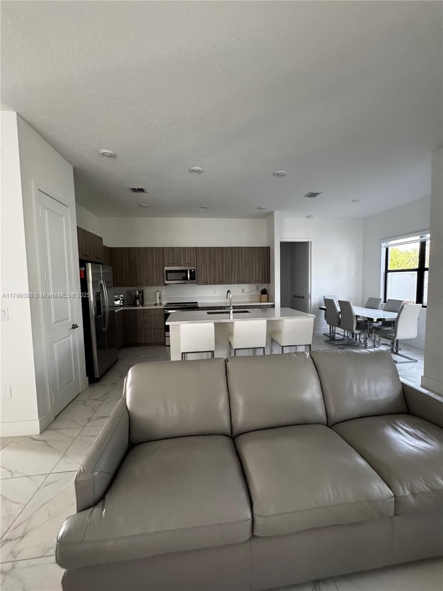 Real estate property located at 4409 173rd Ave, Broward, Tuscan Isles, Miramar, FL