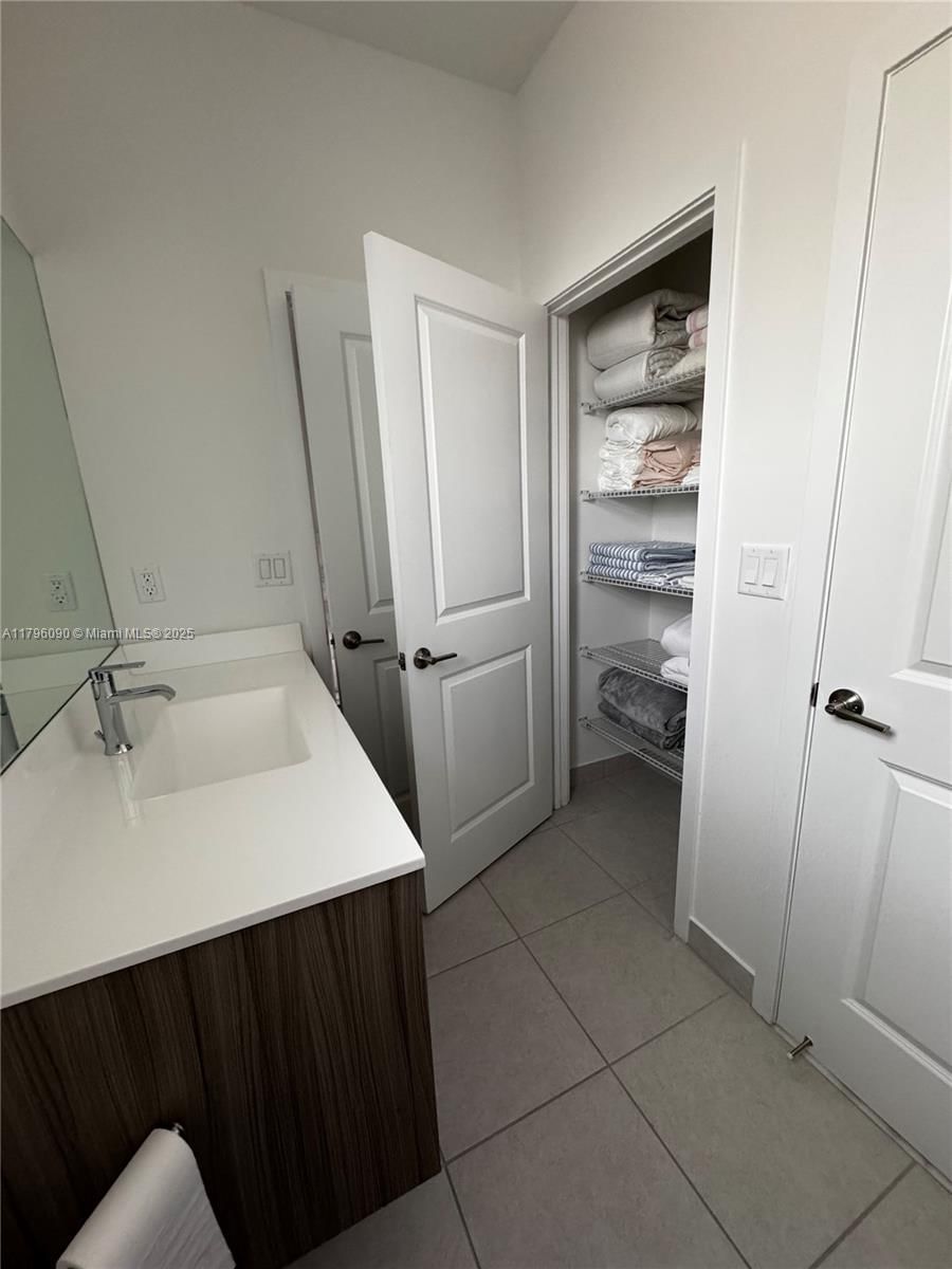 Real estate property located at 4409 173rd Ave, Broward, Tuscan Isles, Miramar, FL