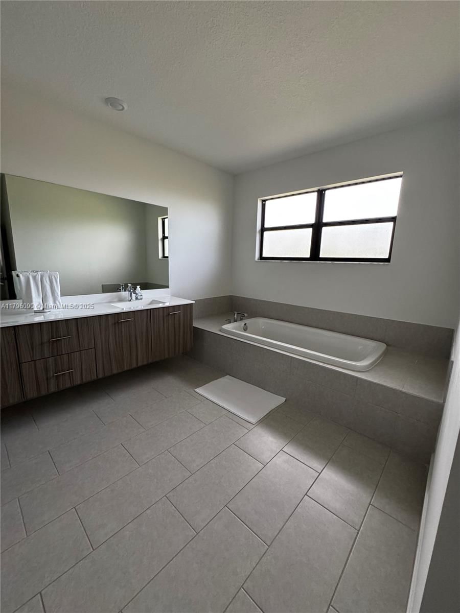 Real estate property located at 4409 173rd Ave, Broward, Tuscan Isles, Miramar, FL