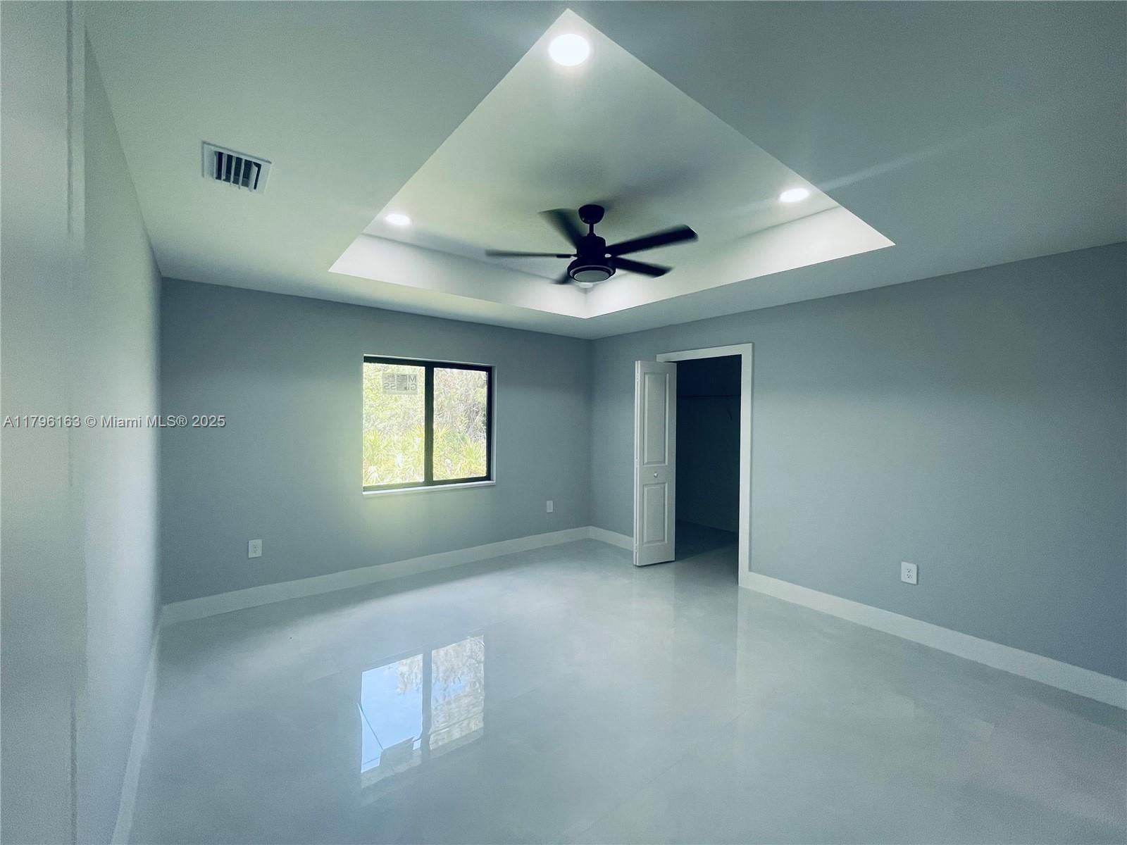 Real estate property located at 1211 Gerald Ave, Lee, Lee County Unincorporated, Lehigh Acres, FL