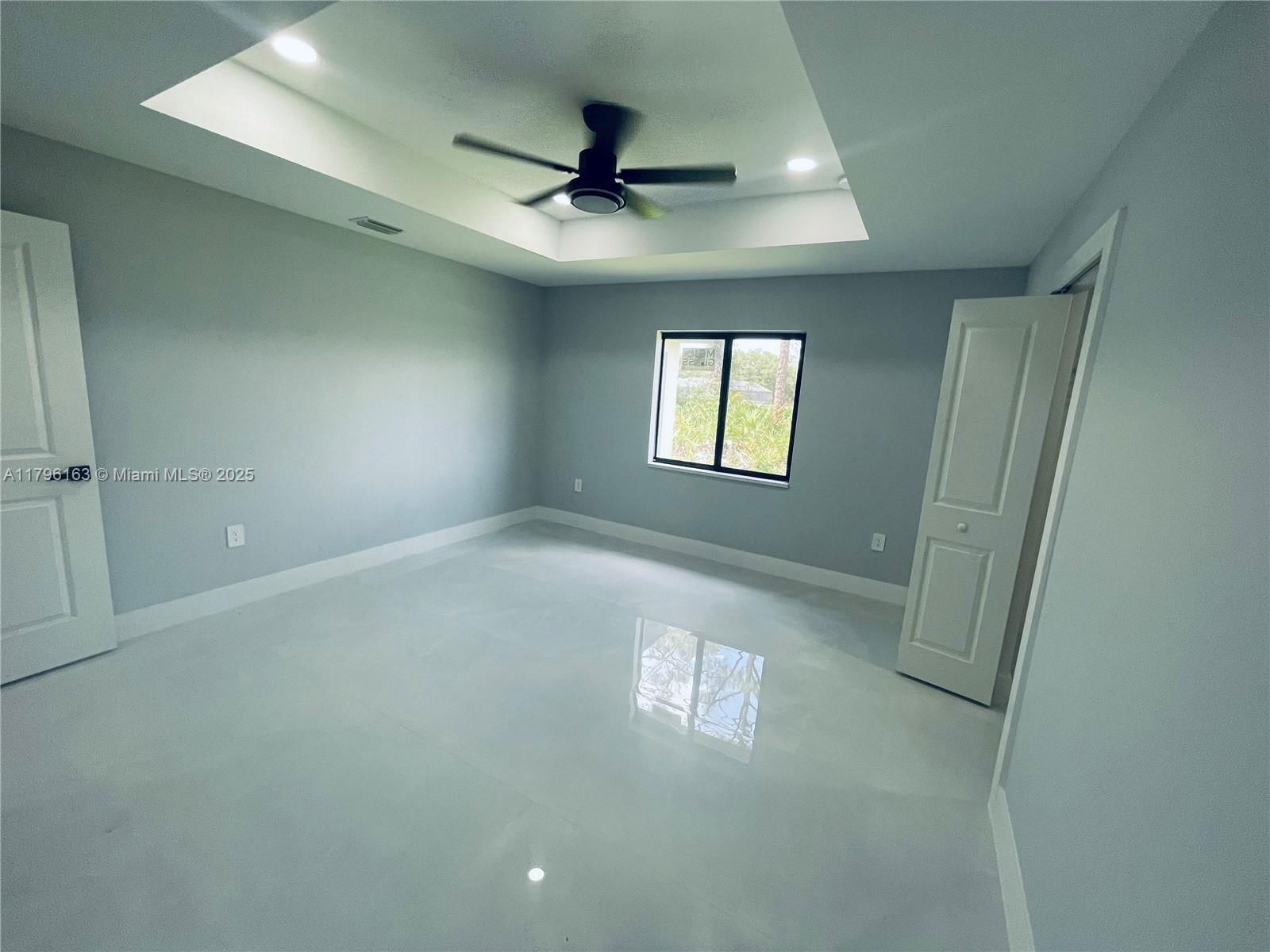 Real estate property located at 1211 Gerald Ave, Lee, Lee County Unincorporated, Lehigh Acres, FL