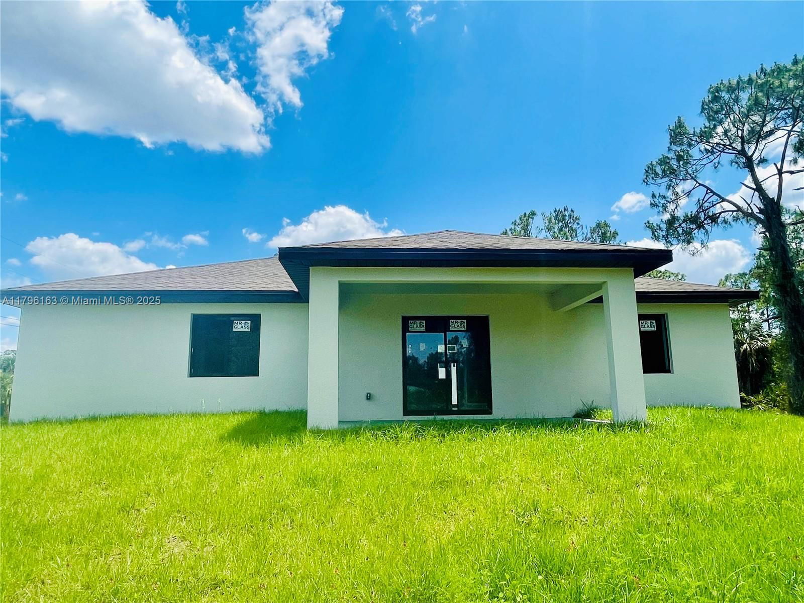 Real estate property located at 1211 Gerald Ave, Lee, Lee County Unincorporated, Lehigh Acres, FL
