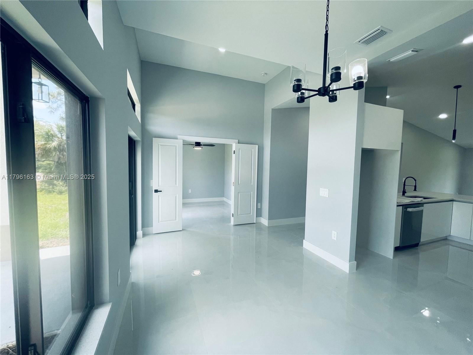 Real estate property located at 1211 Gerald Ave, Lee, Lee County Unincorporated, Lehigh Acres, FL