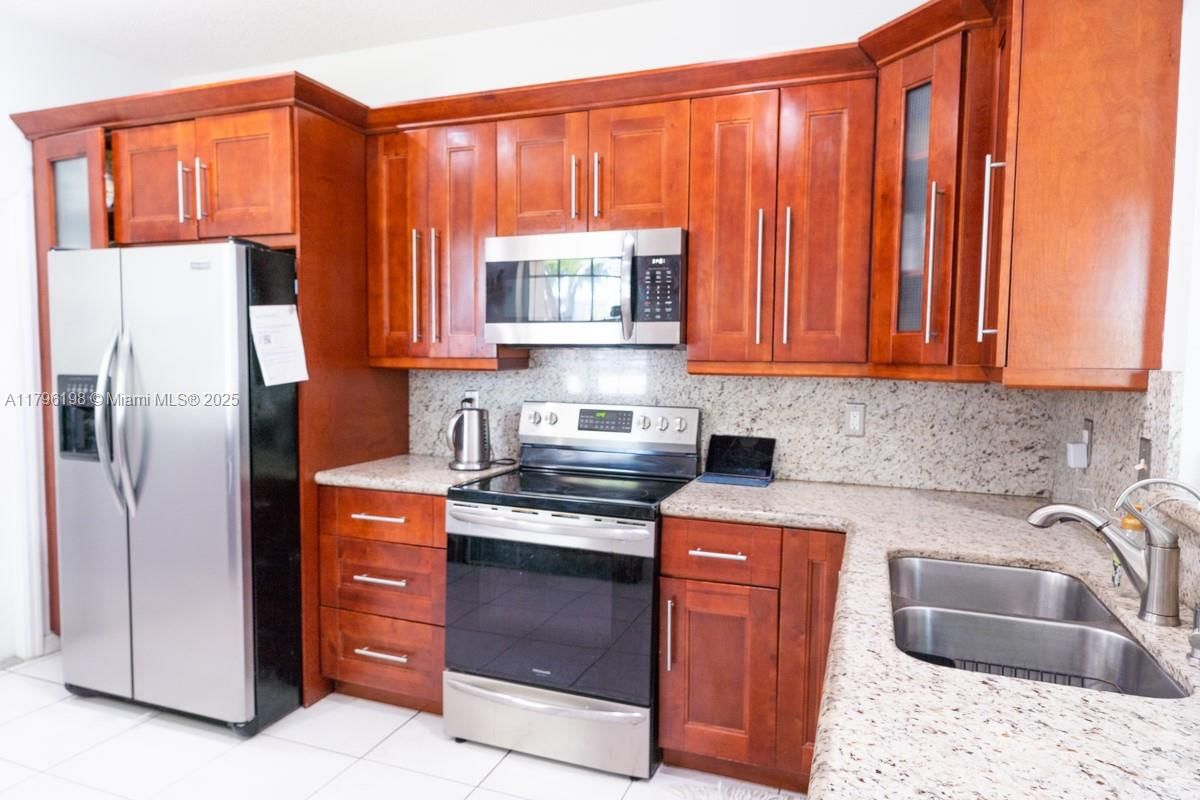Real estate property located at 1999 Madeira Dr, Broward, Sectors 3 & 4 Boundary Pl, Weston, FL