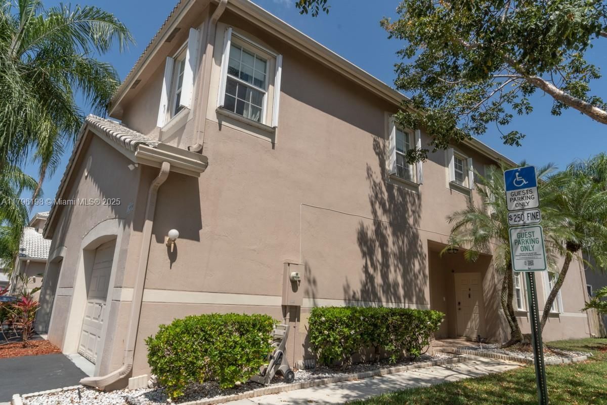 Real estate property located at 1999 Madeira Dr, Broward, Sectors 3 & 4 Boundary Pl, Weston, FL