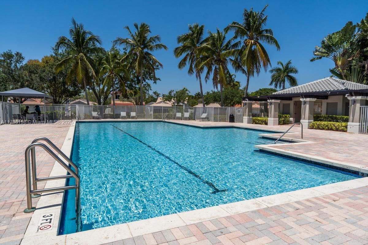 Real estate property located at 1999 Madeira Dr, Broward, Sectors 3 & 4 Boundary Pl, Weston, FL