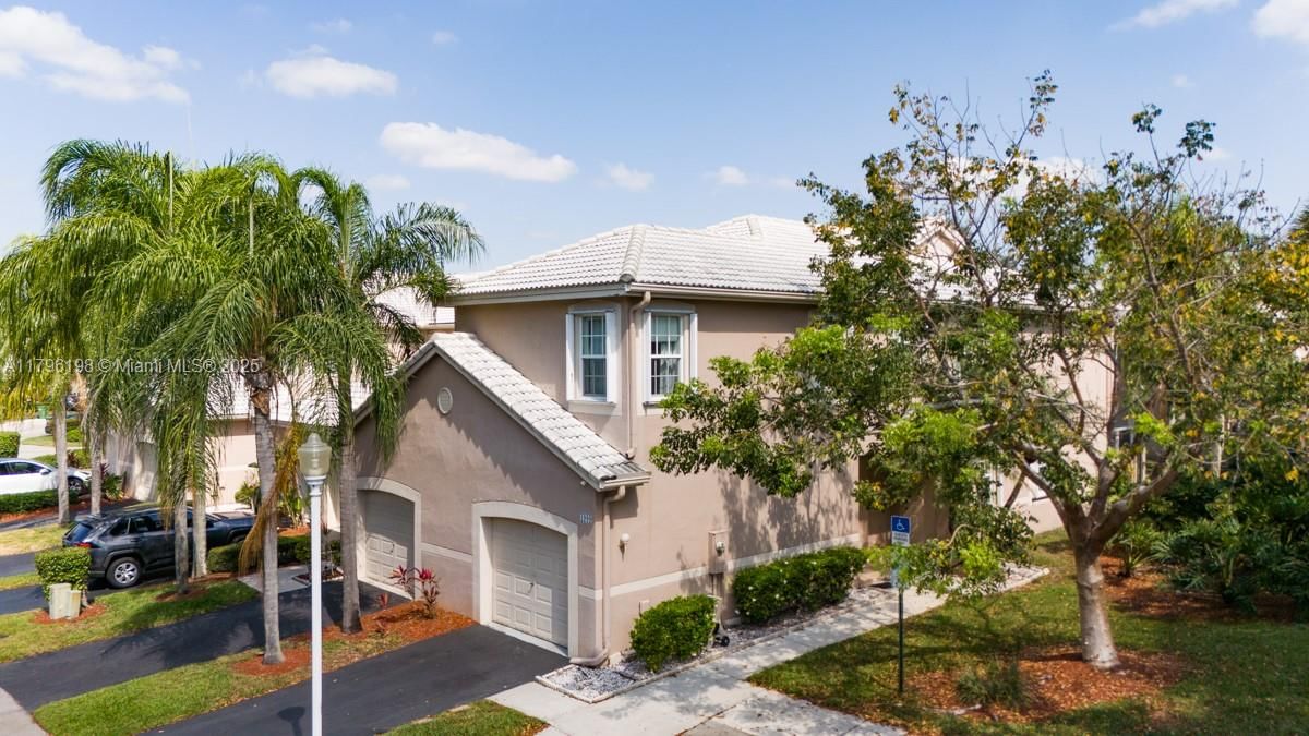 Real estate property located at 1999 Madeira Dr, Broward, Sectors 3 & 4 Boundary Pl, Weston, FL