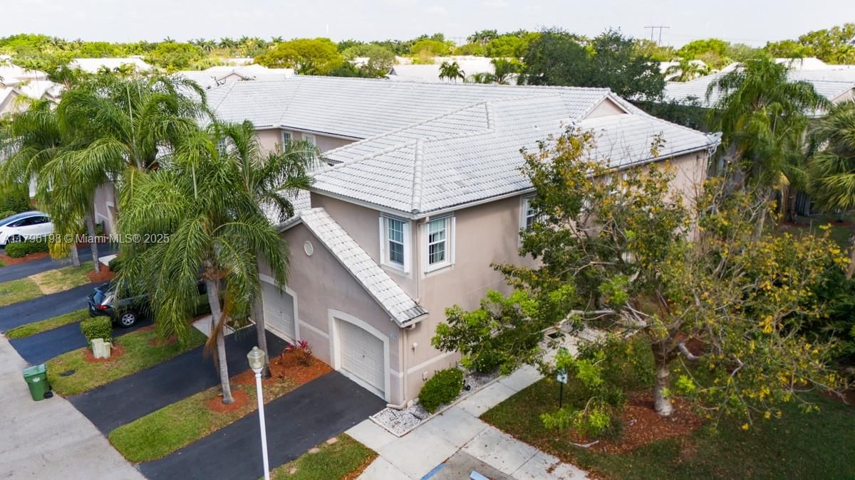 Real estate property located at 1999 Madeira Dr, Broward, Sectors 3 & 4 Boundary Pl, Weston, FL