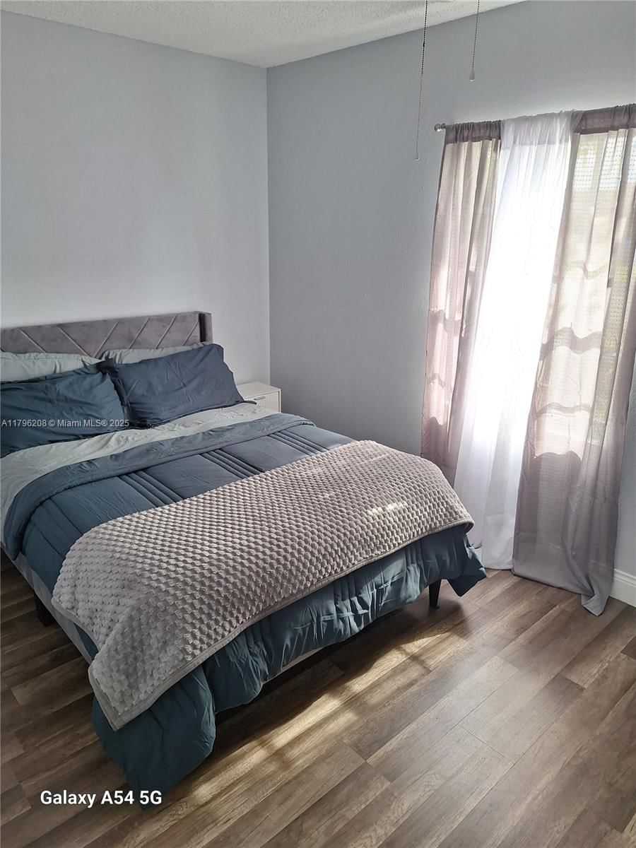 Real estate property located at 423 80th Ave, Broward, North Lauderdale Village, North Lauderdale, FL