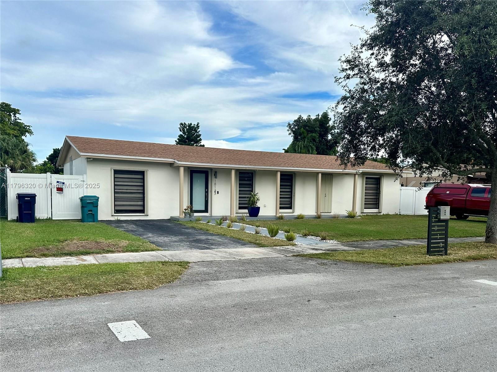 Real estate property located at 18133 93rd Ave, Miami-dade, Bel Aire Sec 16, Palmetto Bay, FL