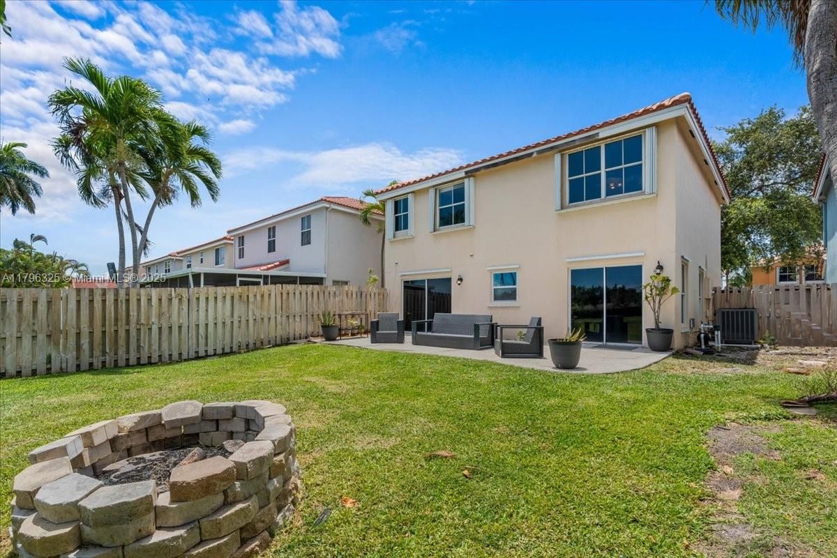Real estate property located at 4370 82nd Way, Broward, Orange Drive-pine Island, Davie, FL