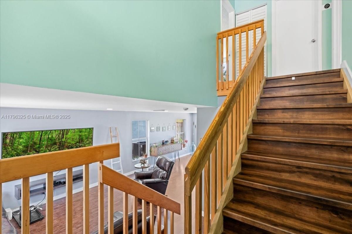 Real estate property located at 4370 82nd Way, Broward, Orange Drive-pine Island, Davie, FL