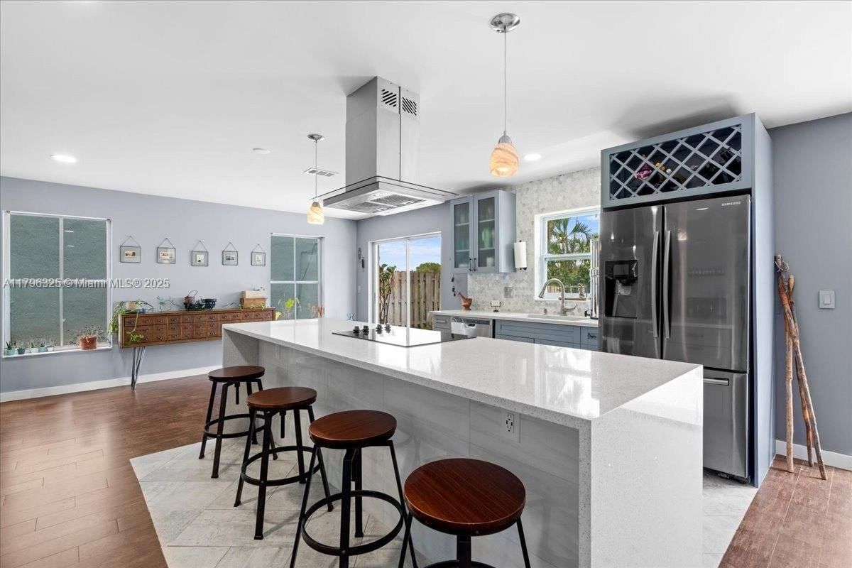 Real estate property located at 4370 82nd Way, Broward, Orange Drive-pine Island, Davie, FL