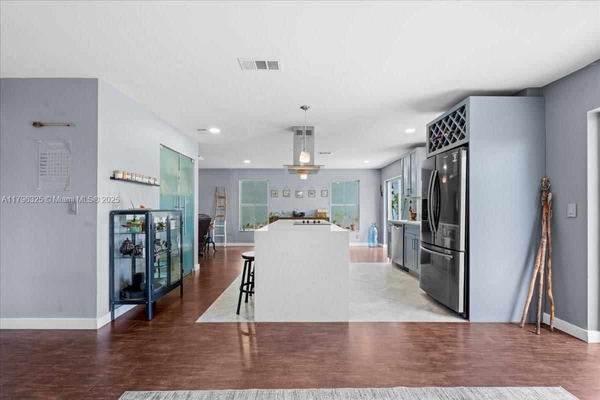 Real estate property located at 4370 82nd Way, Broward, Orange Drive-pine Island, Davie, FL