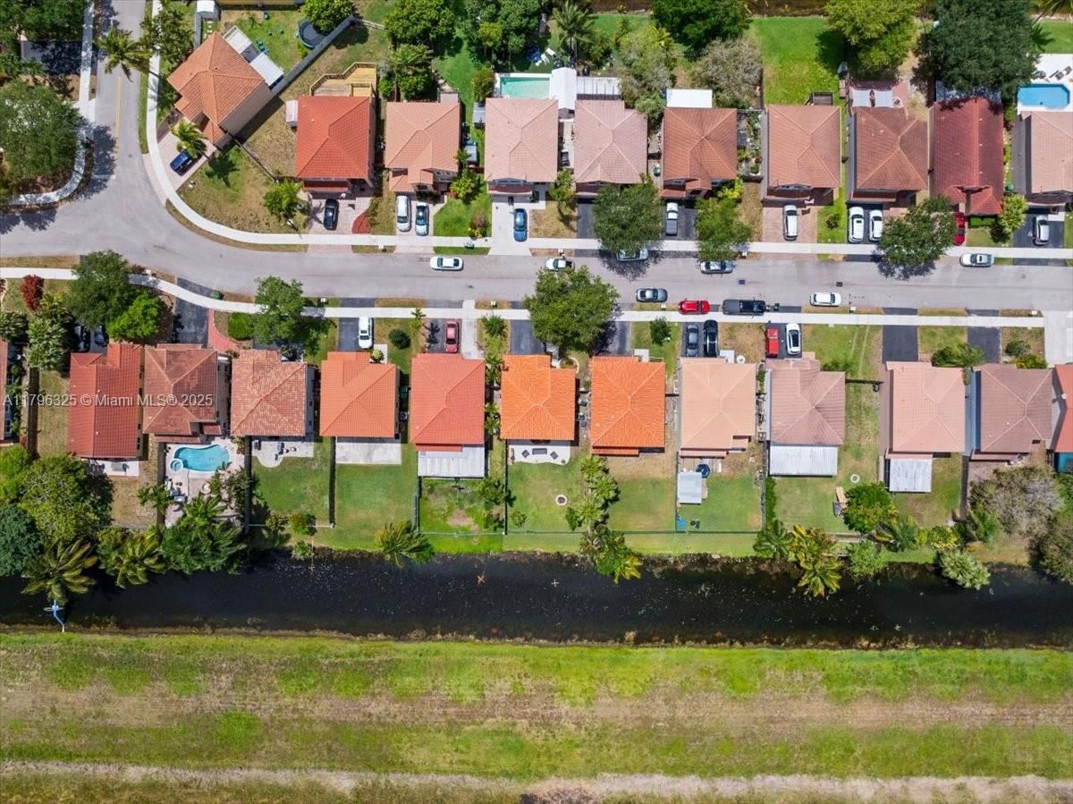 Real estate property located at 4370 82nd Way, Broward, Orange Drive-pine Island, Davie, FL